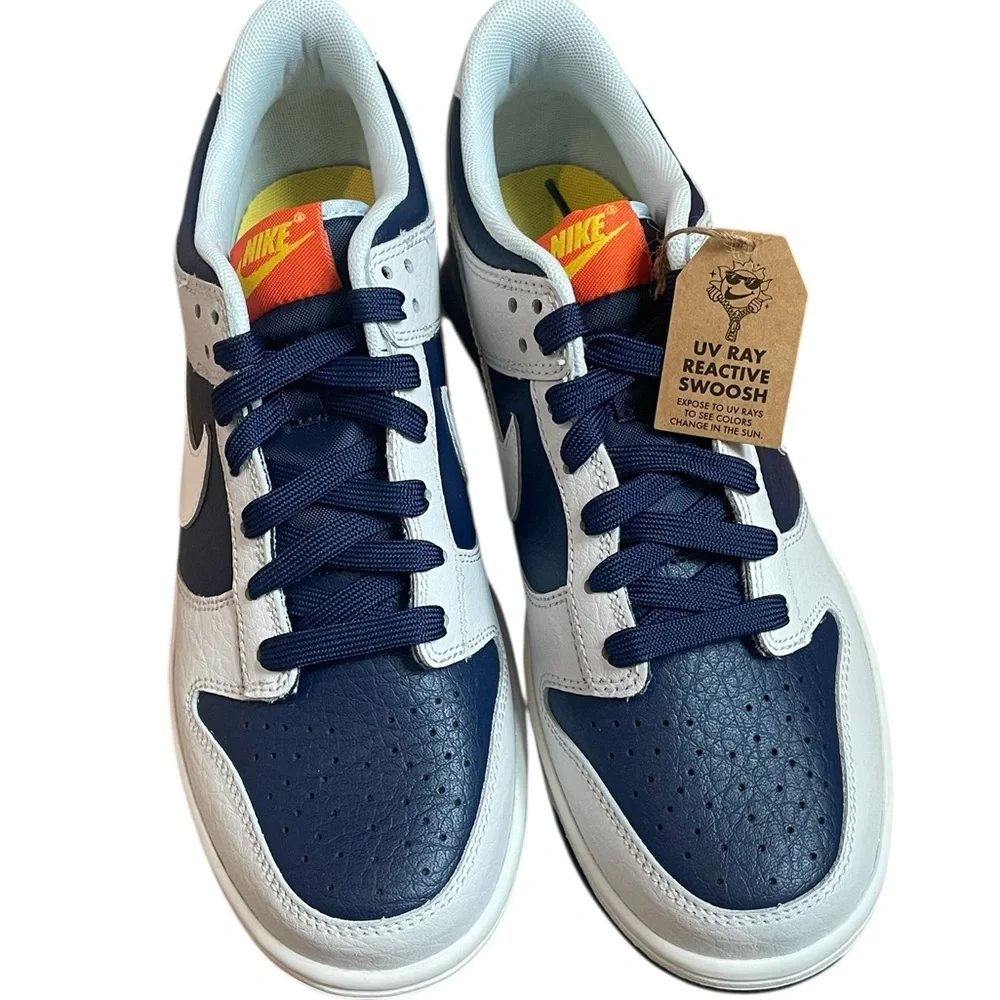 Nike Dunk‎ Low GS 'UV Reactive' sneaker, Photon Dust/Midnight Navy colorway, 7Y - Picture 2 of 6